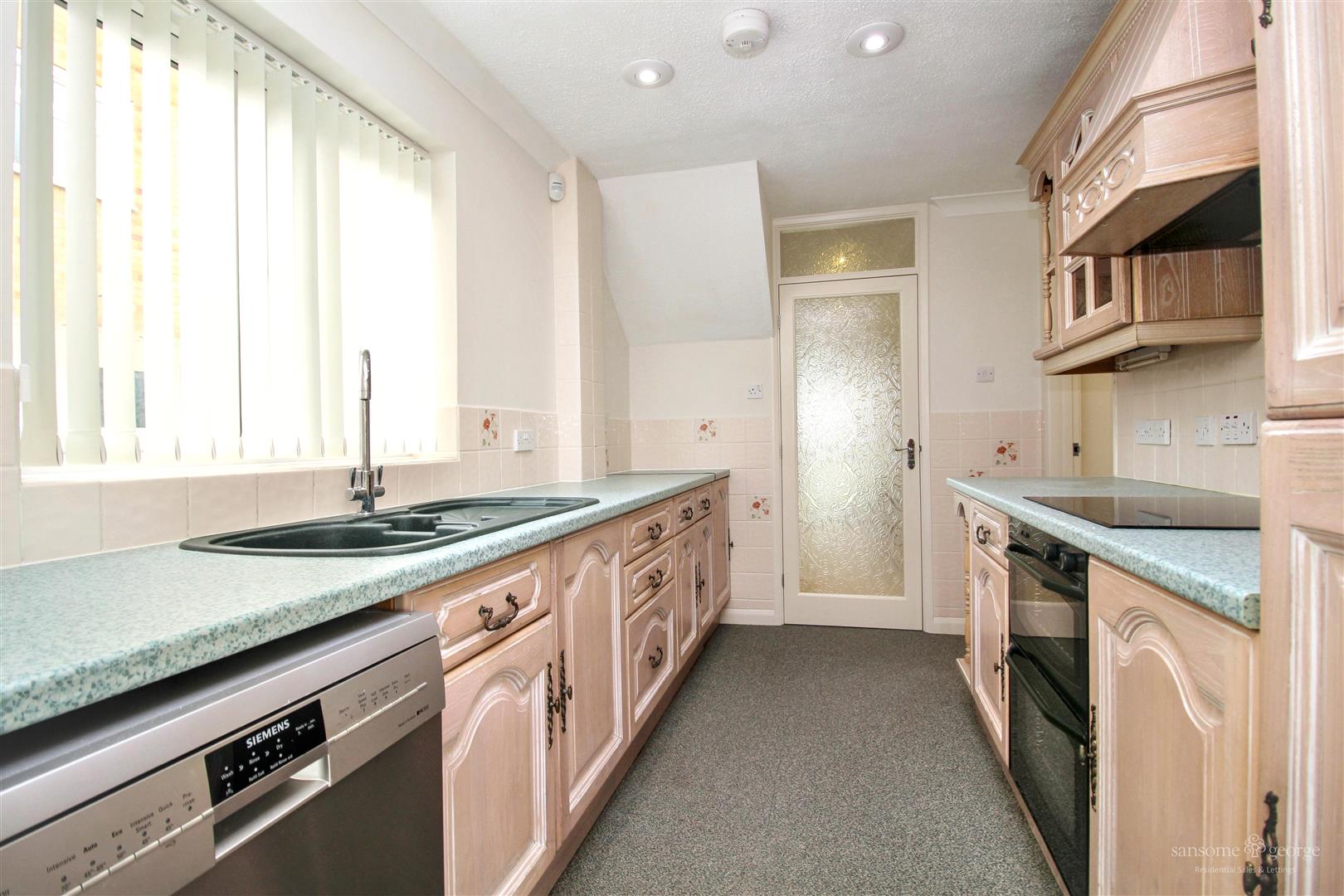 Underwood Road, Southcote, Reading